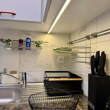 Charming In Center Metro 6 Glaciere & M7 Les Gobelins Apartment