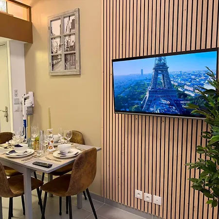 Charming In Center Metro 6 Glaciere & M7 Les Gobelins Apartment *