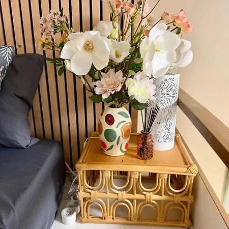 Charming In Center Metro 6 Glaciere & M7 Les Gobelins Apartment